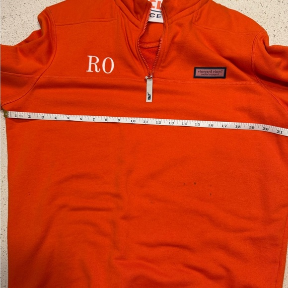 Vineyard Vines Men Small Orange “RO” engraved pullover sweater 1/4 zip - Picture 5 of 8